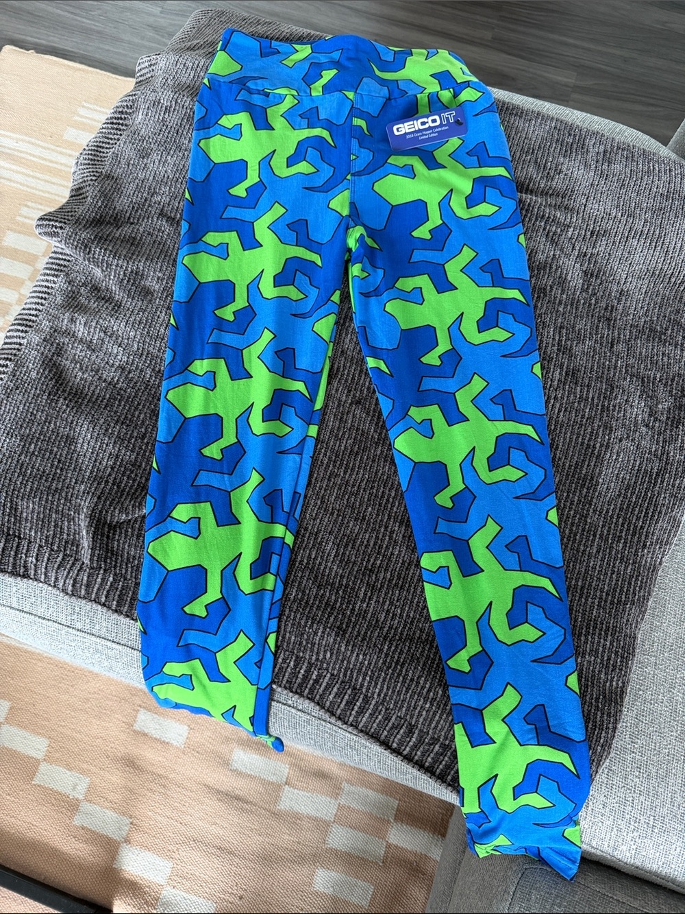 Women’s Blue & Green Gecko Leggings